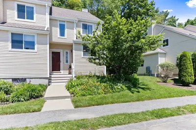 52 Gaslight Ln #52 1