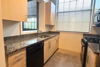 88 Gerrish Ave #310 1