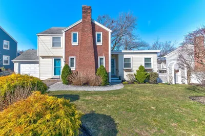 865 E Squantum St 1