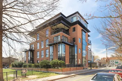 100 Pacific St #5