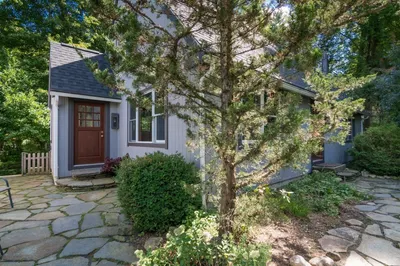 97 Crossbrook Ave 1