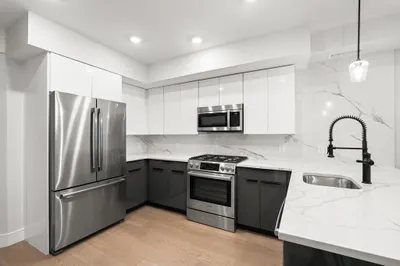 321 W Broadway #1 1