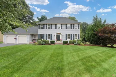 54 Village Circle 1