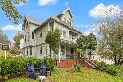 71 Brooks St 1
