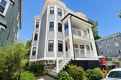 8 Glenside Ave #1