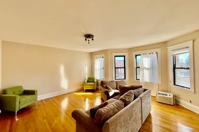 225 Chestnut Hill Ave #3