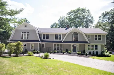 38 Green Lodge St 1