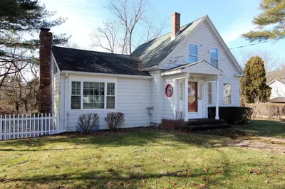383 Plymouth Street 1
