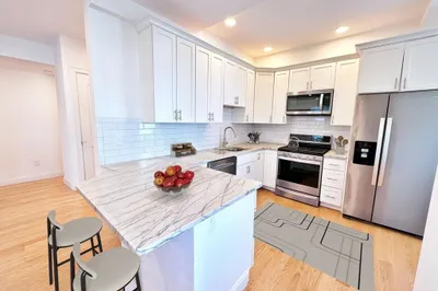 14 Murray Ct #2
