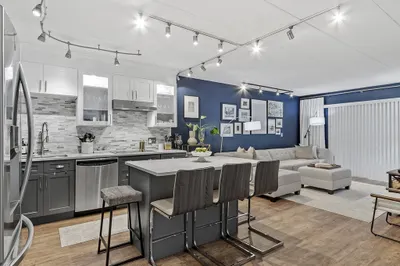 85 Commons Dr #110 1