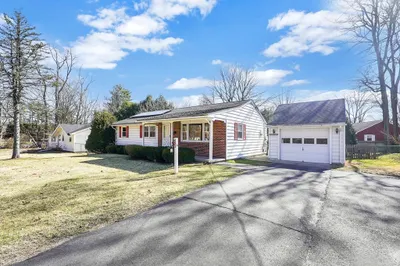 35 Hatfield St