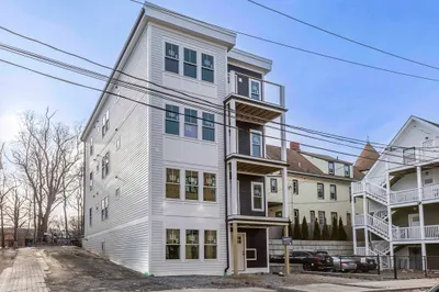 11 Mclellen St #1