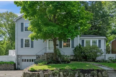 77 Shelton Road 1