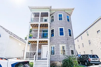 15 Sigel St 1