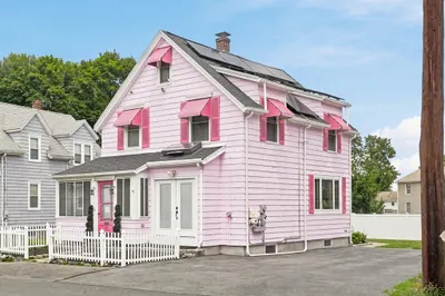 38 Eastman Ave 1