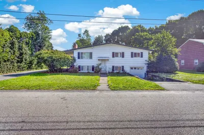 19 Oak Ridge Dr E Dr 1