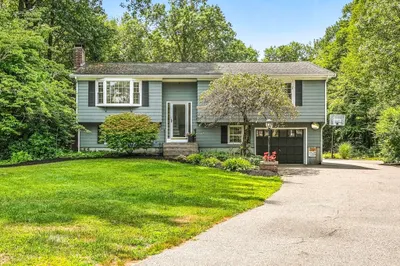 41 Brookwood Rd 1