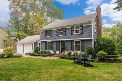 121 Daniels Rd 1