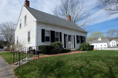 200 Pleasant Street #2 1