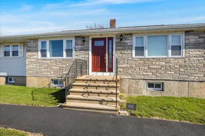108 Reed St 1
