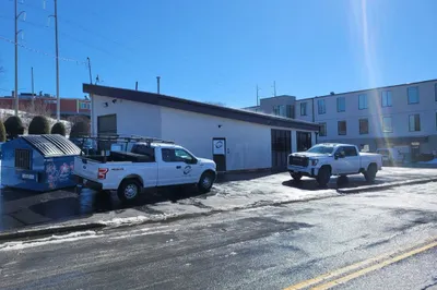 146 W Boylston Dr 1