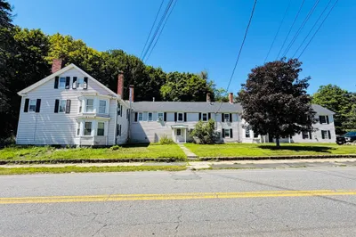 181 Pond St 1