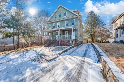 49 Phillips Ave #3 1