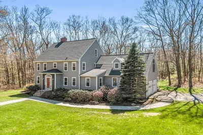 9 Deerfield Way 1