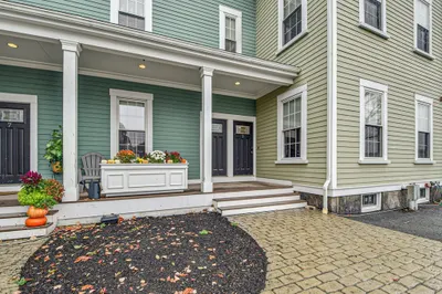 121 E Cottage St #2