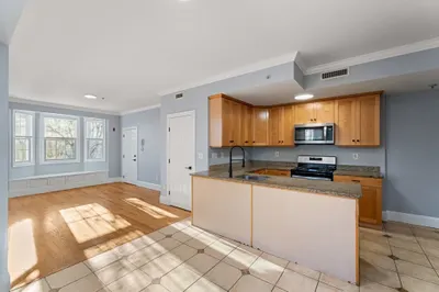 21 Harris St #2