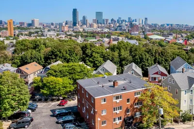 256 Parker Hill Ave #11