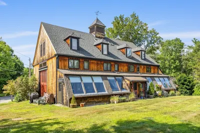 105 Townsend Rd #4 1