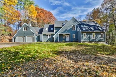 72 Ayer Rd