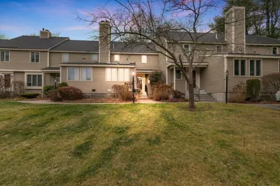 207 Brickett Hill Circle #207