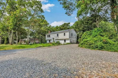 324 Bishops Terrace