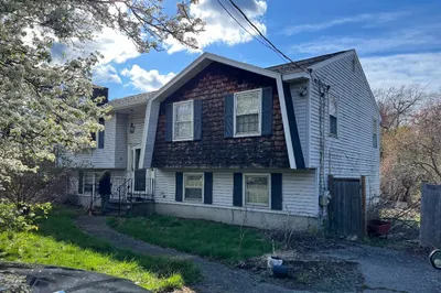 92 Forest Park Rd