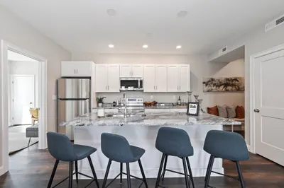 734 South Street #4