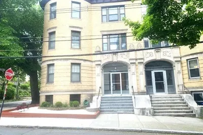 4 Fuller Street #2
