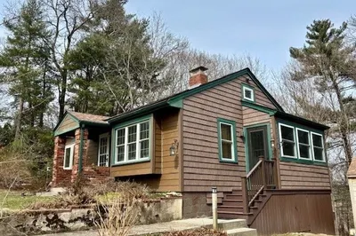 23 Moulton St