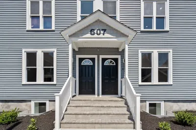 607 Cambridge St #4 1