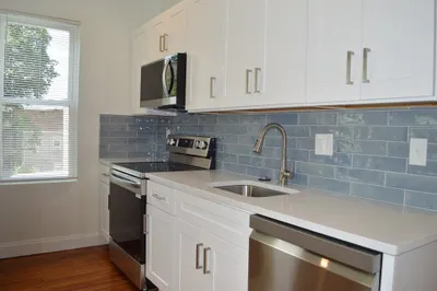 374a Centre St #3