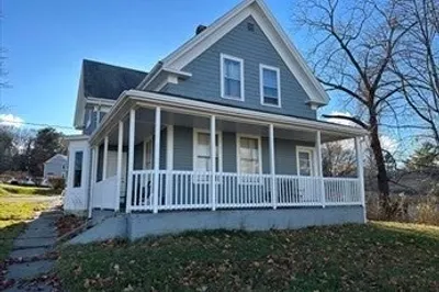 28 Main St #2