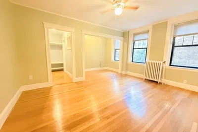 118 Riverway #6