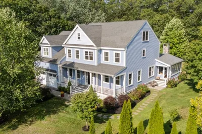 84 Bruce Rd