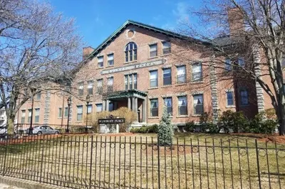 94 Newbury Ave #212