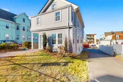 40-42 Upham St #1