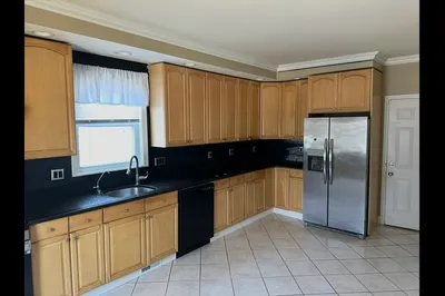 4 Seafoam Avenue #1 1
