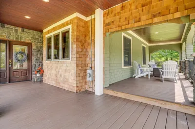 8 Lexington Rd 1