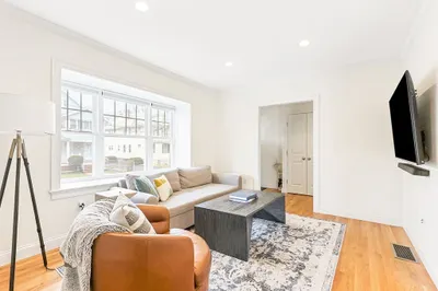 62 Maynard St #1 1