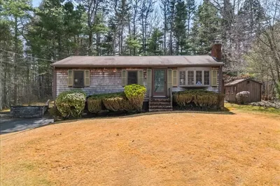 88 Plymouth St 1